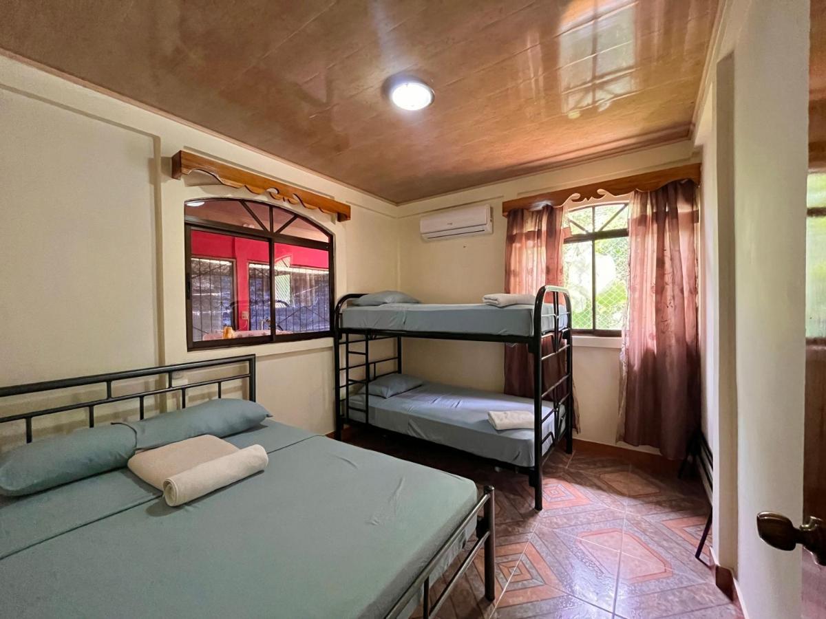 Family Hotel Puerto Viejo de Talamanca Zewnętrze zdjęcie